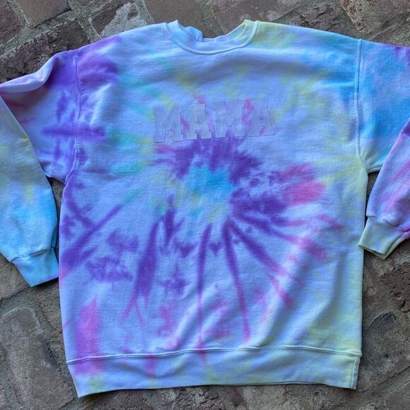 Women’s Graphic Tye Dye MAMA Crewneck Sweatshirt Size Medium - Picture 7 of 10